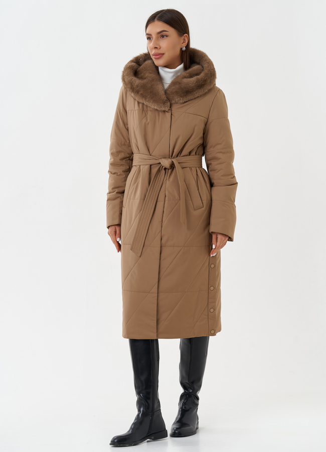 Пуховик с капюшоном из эко меха модель № 28400 в кредит