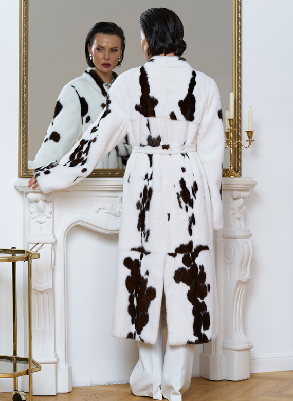 Шуба из меха норки в расцветке "ягуар"