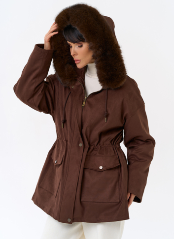 Женская парка из эко замши с капюшоном из эко меха
