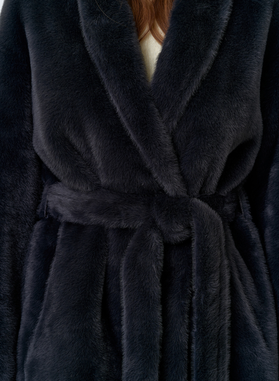 Женская шуба из эко меха с воротником шаль