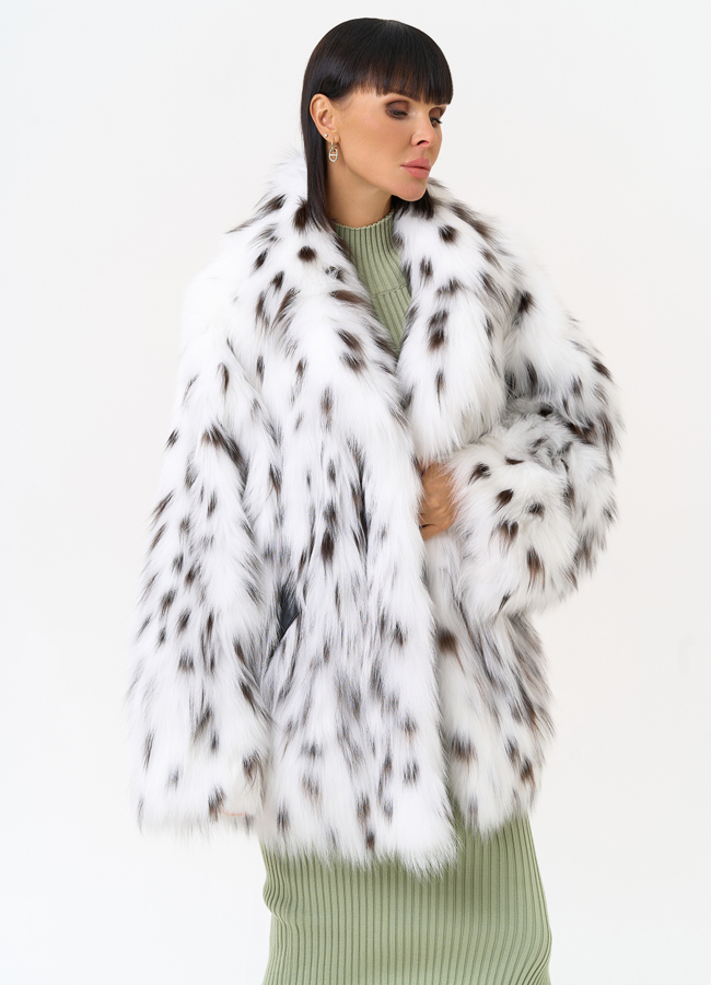 Белая шуба из меха лисы с поясом модель № 31648 универмаг малина