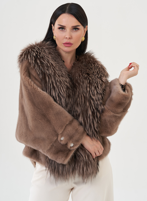 Куртка из норки с отделкой из меха чернобурки 