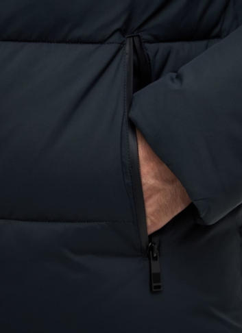 Мужской пуховик с капюшоном 