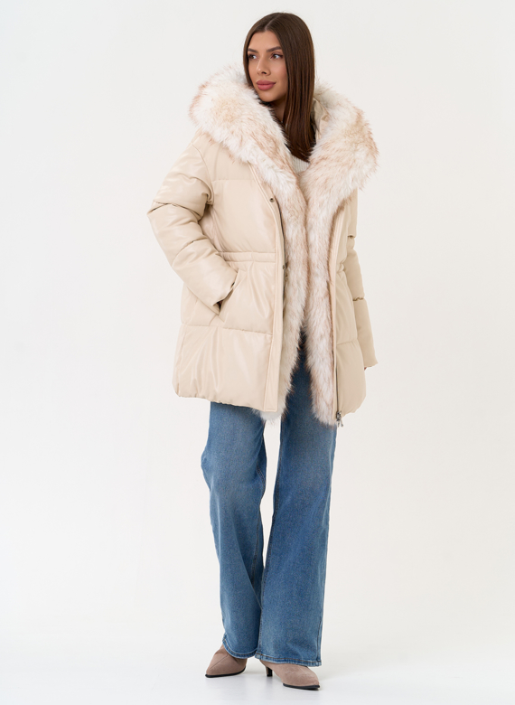 Женский пуховик из эко кожи с отделкой из эко меха