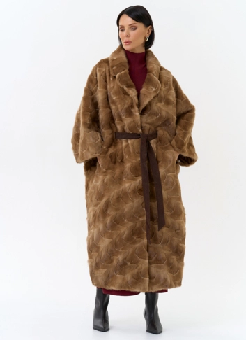 Шуба из меха норки с английским воротником фото