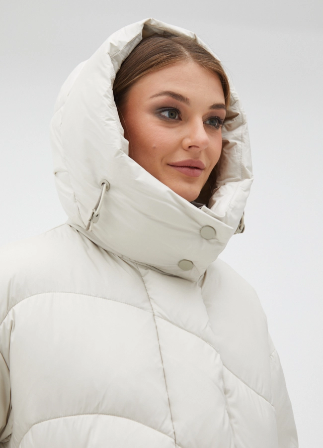 Женский светлый пуховик с капюшоном модель № 31130 универмаг малина