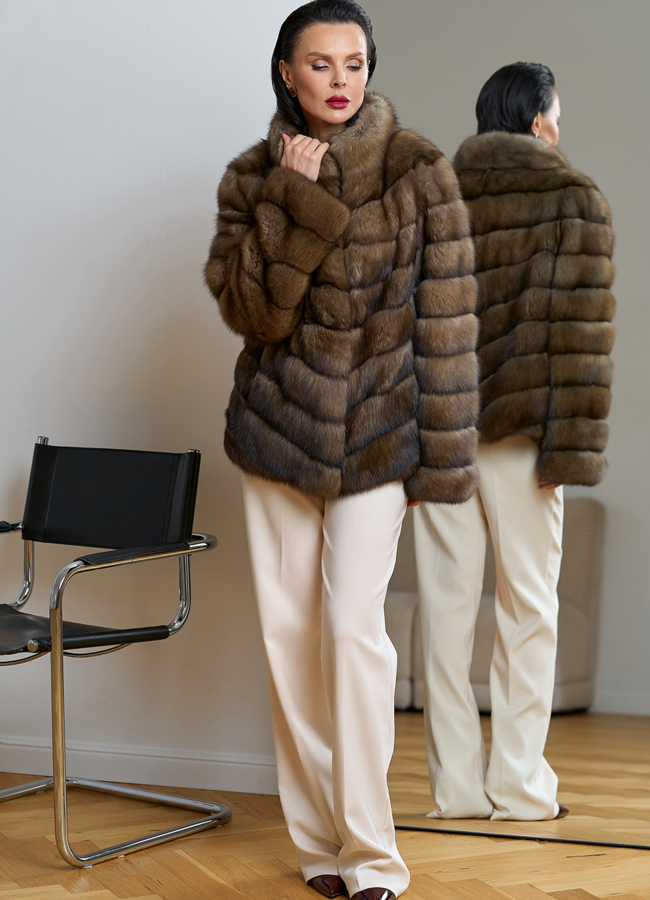 Женская шуба из соболя с воротником стойкой модель № 31774 в рассрочку