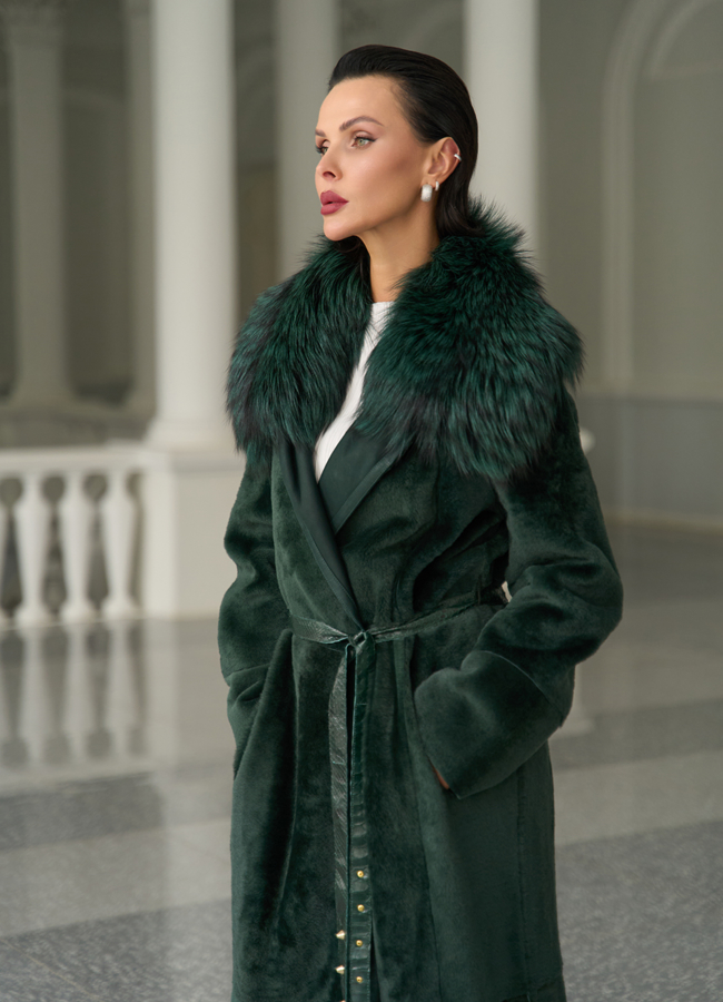 Женская двусторонняя дубленка из меха овчины Cortos с поясом из кожи питона модель № 31400 в кредит